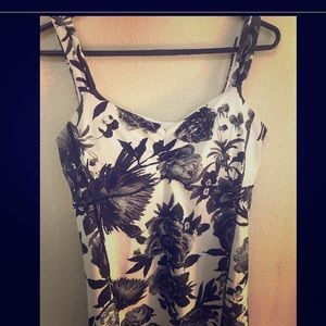 Lululemon Aria Floral top